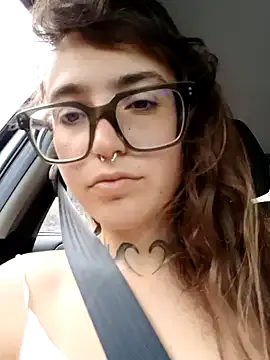 hornyshow_tv – webcam model profile photo Image 11