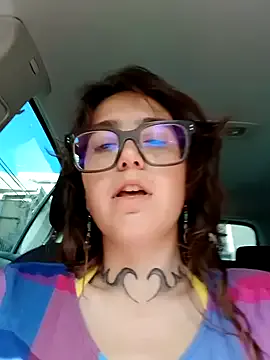 hornyshow_tv – webcam model profile photo Image 6