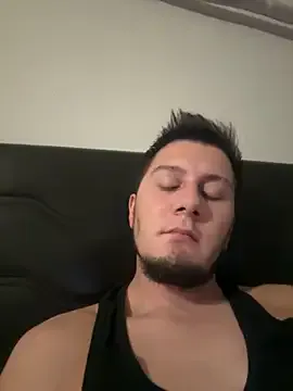 lkun9 – webcam model profile photo Image 8