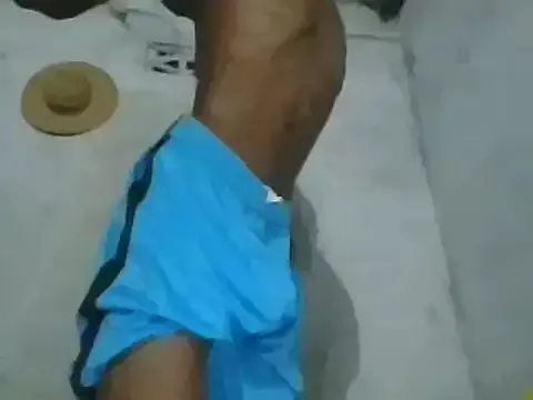 DomManlyGuy – webcam model profile photo Image 16