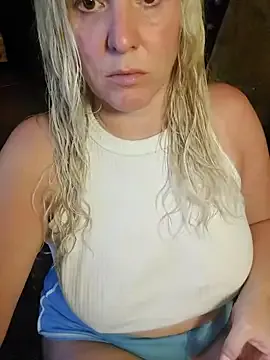 cuddles_jane – webcam model profile photo Image 4