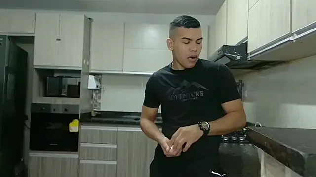 _Tomy08calderon – webcam model profile photo Image 13