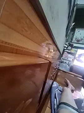 DomManlyGuy – webcam model profile photo Image 13