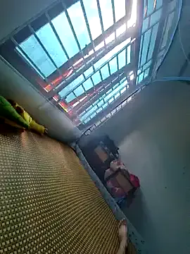 DomManlyGuy – webcam model profile photo Image 6