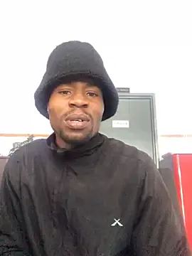 CarmeloA – webcam model profile photo Image 8