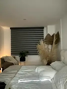 peek_in_my_window – webcam model profile photo Image 18