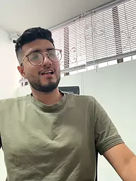 kaliana_ggh – webcam model profile photo Image 4