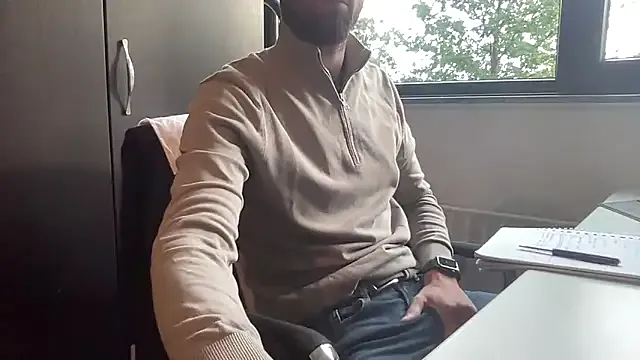 someone_sweet – webcam model profile photo Image 19