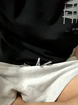 kai101010 – webcam model profile photo Image 10