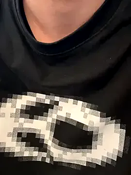 kai101010 – webcam model profile photo Image 4