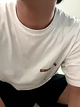 kai101010 – webcam model profile photo Image 6