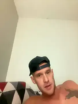 bisexualmilf – webcam model profile photo Image 16