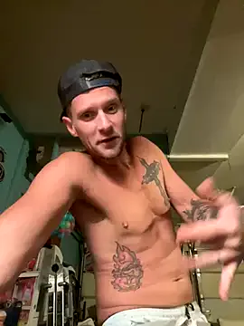 bisexualmilf – webcam model profile photo Image 17