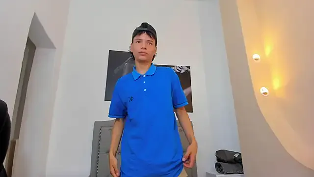 cutetous – webcam model profile photo Image 4