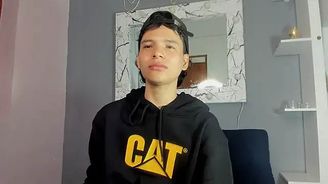 cutetous – webcam model profile photo Image 7