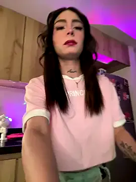 zui_lu – webcam model profile photo Image 17