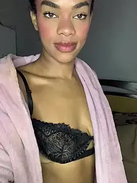 Cammgirlmii Image 15