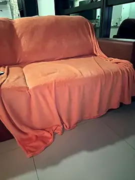 Earth_001 – webcam model profile photo Image 14