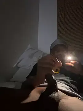 skinny_candy18 – webcam model profile photo Image 14