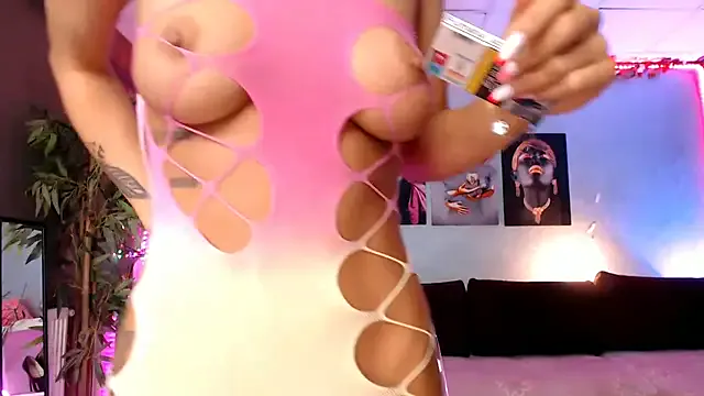 chinsemechan – webcam model profile photo Image 13