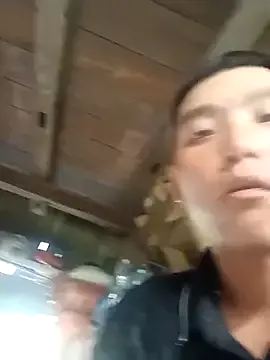 starvingo2002 – webcam model profile photo Image 2