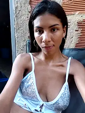 dears_pearlss – webcam model profile photo Image 10