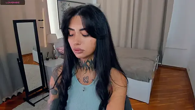 loving_ladies – webcam model profile photo Image 8