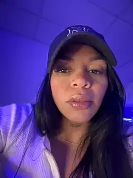 stripmens_ultimate – webcam model profile photo Image 4