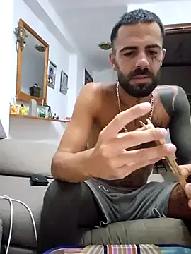 kai101010 – webcam model profile photo Image 15