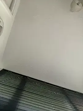 QYBOYS-001 – webcam model profile photo Image 13