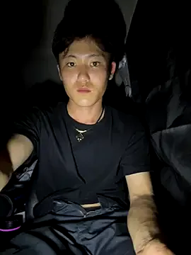 DomManlyGuy – webcam model profile photo Image 14