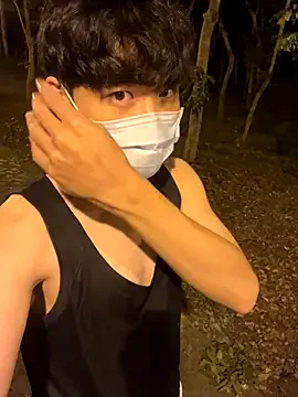 nagi_112 – webcam model profile photo Image 10