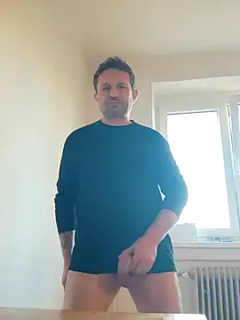 bisexualmilf – webcam model profile photo Image 13