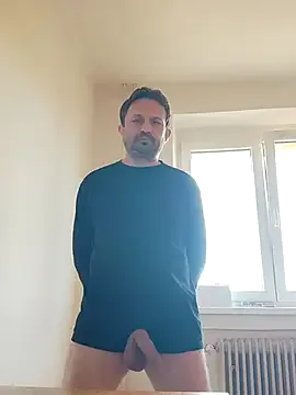 bisexualmilf – webcam model profile photo Image 15