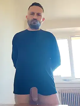 bisexualmilf – webcam model profile photo Image 17