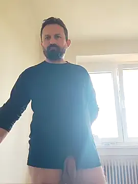 bisexualmilf – webcam model profile photo Image 8