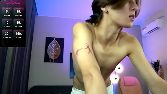 bisexualmilf – webcam model profile photo Image 3