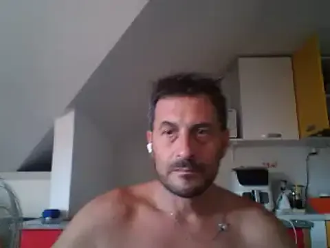 PIPIShoei – webcam model profile photo Image 4