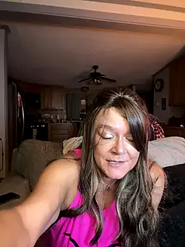 roouse – webcam model profile photo Image 16