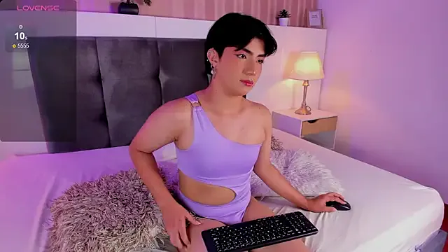 nagi_112 – webcam model profile photo Image 6