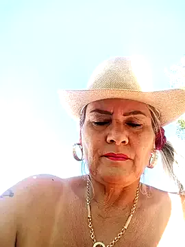 little_show_sexy – webcam model profile photo Image 19