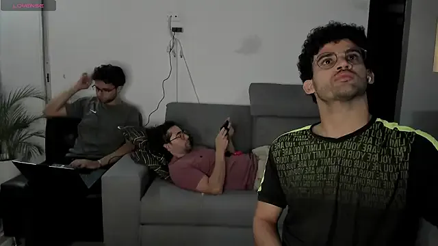 ariel_andcharlotte – webcam model profile photo Image 7