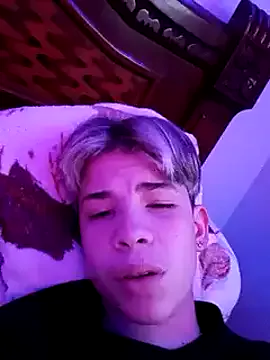 little_show_sexy – webcam model profile photo Image 5