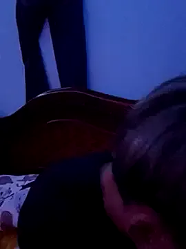 little_show_sexy – webcam model profile photo Image 6