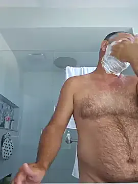 Earth_001 – webcam model profile photo Image 13