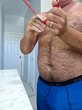 Earth_001 – webcam model profile photo Image 4