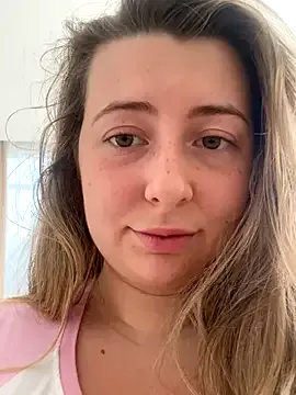 sellapink – webcam model profile photo Image 14