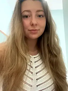 sellapink – webcam model profile photo Image 16