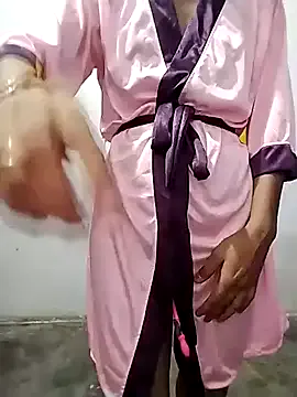 DomManlyGuy – webcam model profile photo Image 9