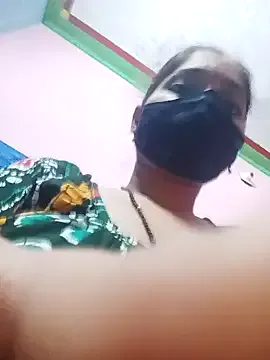 bulandell – webcam model profile photo Image 2